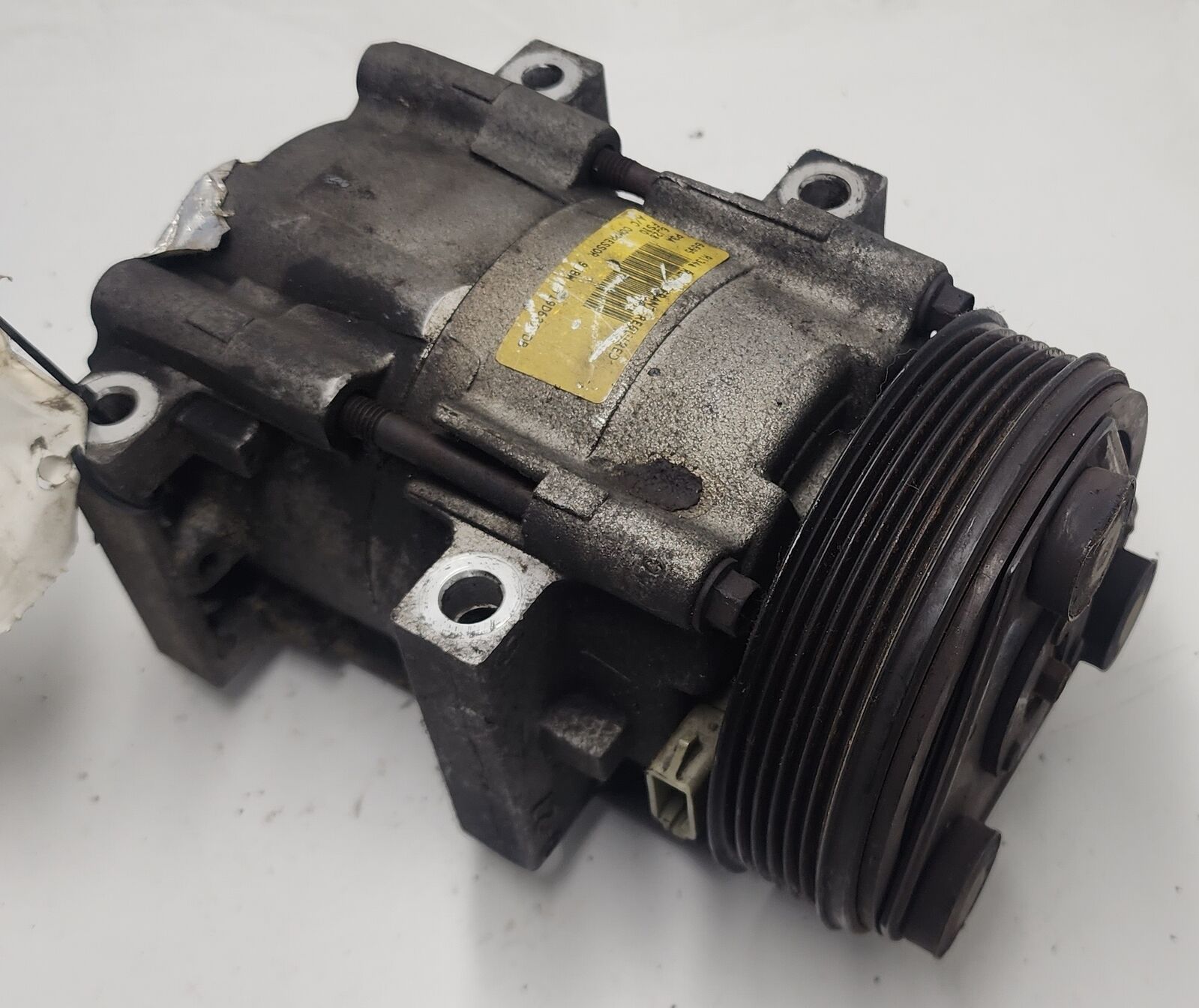 A/C Air Con Compressor (Auto Type) suit Ford Mondeo HA HB HC HD 1995-1999