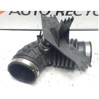 Air Intake Hose suit Nissan Pathfinder 2.5ltr YD25 Diesel R51 2005-2010