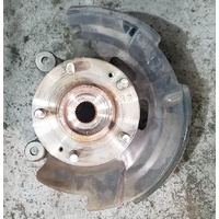 Left Front Wheel Bearing Hub Stub Axle suit Hyundai I30 5 Door Hatch GD 2012-2017