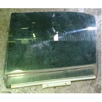 Left Rear Door Window / Glass suit Lexus IS200 GXE10R 1998-2005