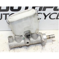 Brake Master Cylinder suit Mitsubishi 380 DB 2005-2008
