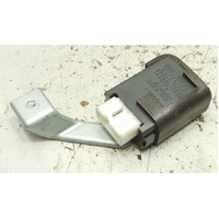 Sunroof Control Relay (8592135010) suit Toyota Prado 95 Series 1996-2003