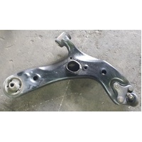 Right Front Lower Control Arm suit Toyota Corolla Hatch ZRE182R 2012-2018