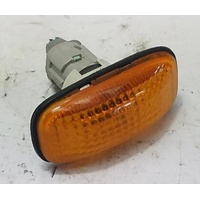 Right Hand Guard Indicator / Repeater suit Nissan Pulsar N16 2000-2005