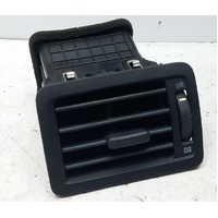 Right Hand Outer Dash Air Vent suit Hyundai Tucson JM 2004-2010